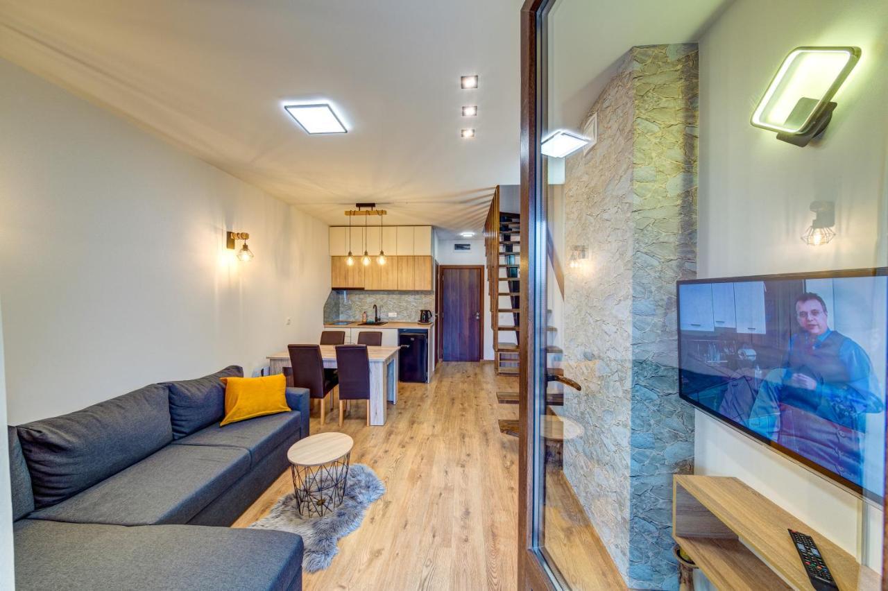 Skyday Penthouse Deluxe At Oak Residence Szmoljan Kültér fotó